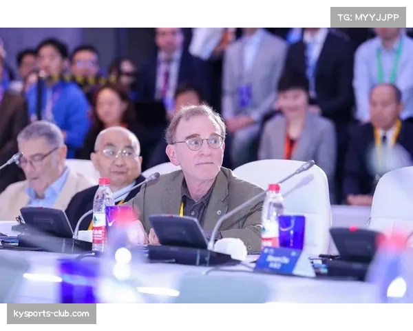 科隆队教练批评过度依赖VAR,认为裁判水平或因此受限