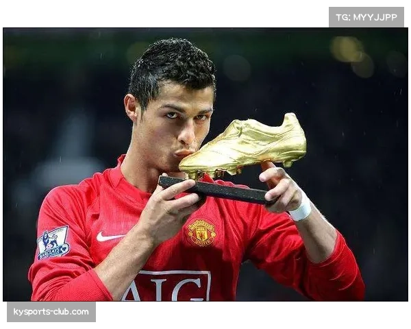 莱万转型支点策应 射门转化率提升至每90分钟1.2球 莱万转型支点策应 射门转化率提升至每90分钟1.2球